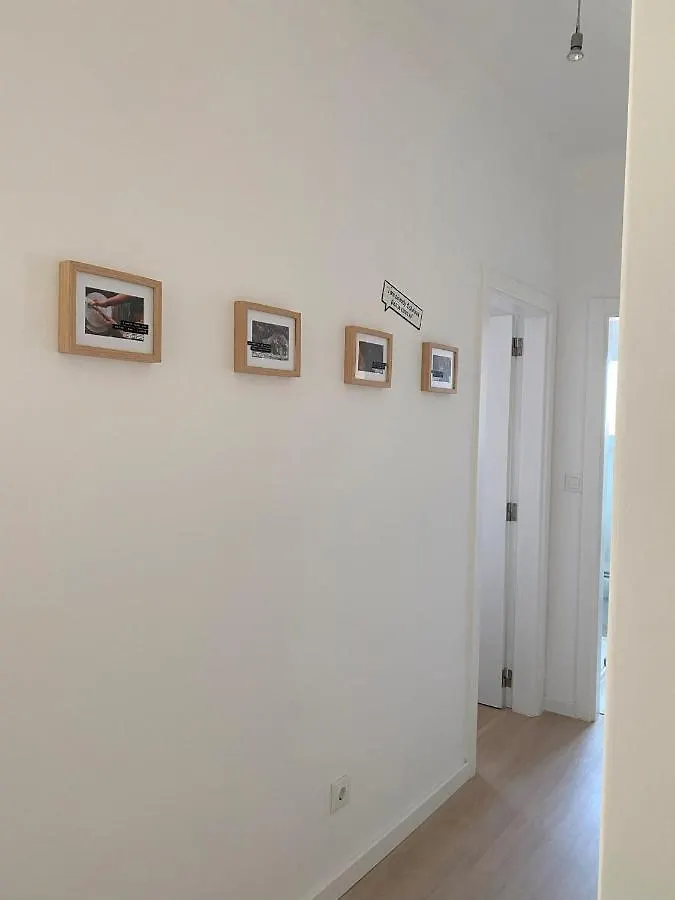 Lisbon, Renovated T2 Apartment Portas De Benfica Amadora Portugal